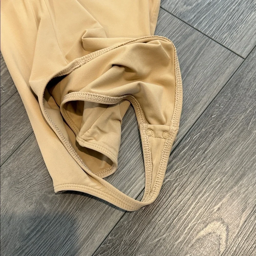 Babaton chic comfy